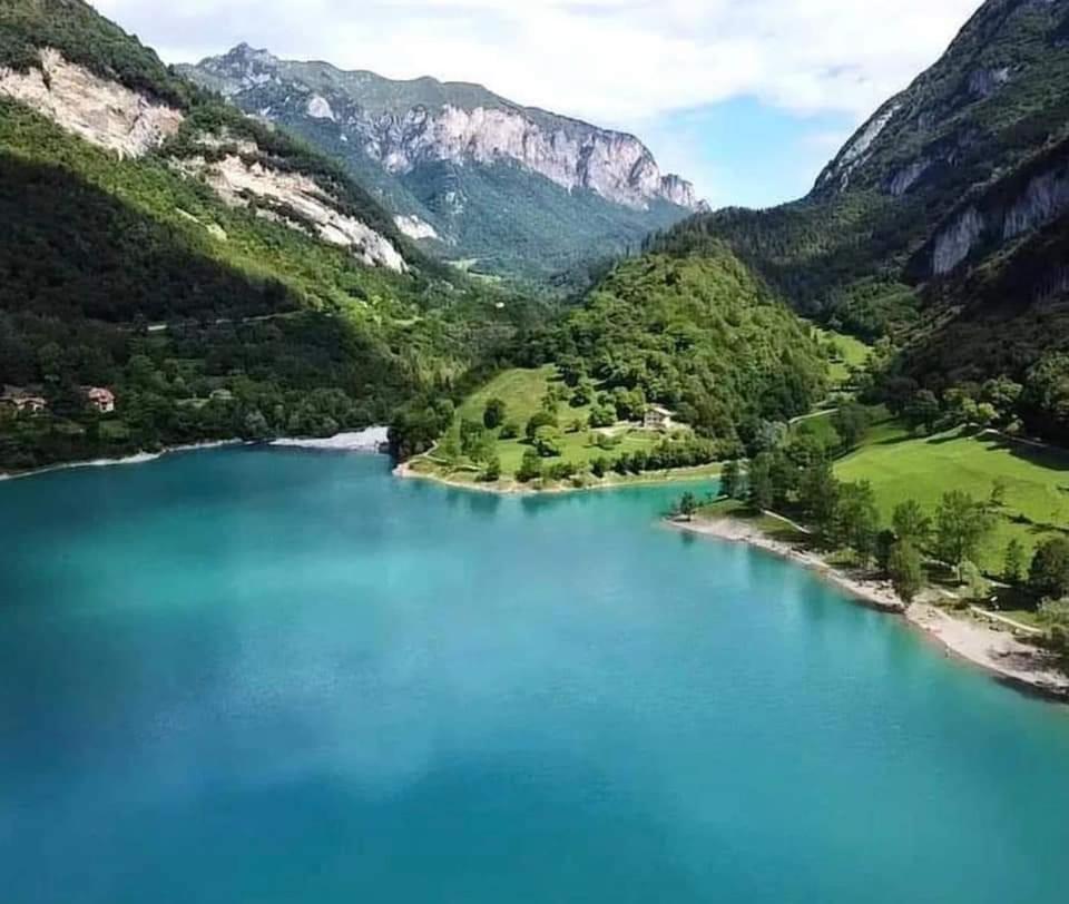 Rustica Sul Lago Tenno Primo Piano 외부 사진